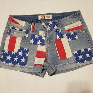 Lei | American flag distressed lowrider shorts